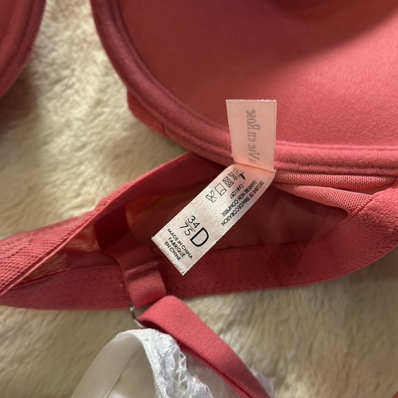 La Vie en Rose Bra Bundle | Front Clasp Push-Up Lace & Polka Dot | Size 34D - Picture 5 of 6